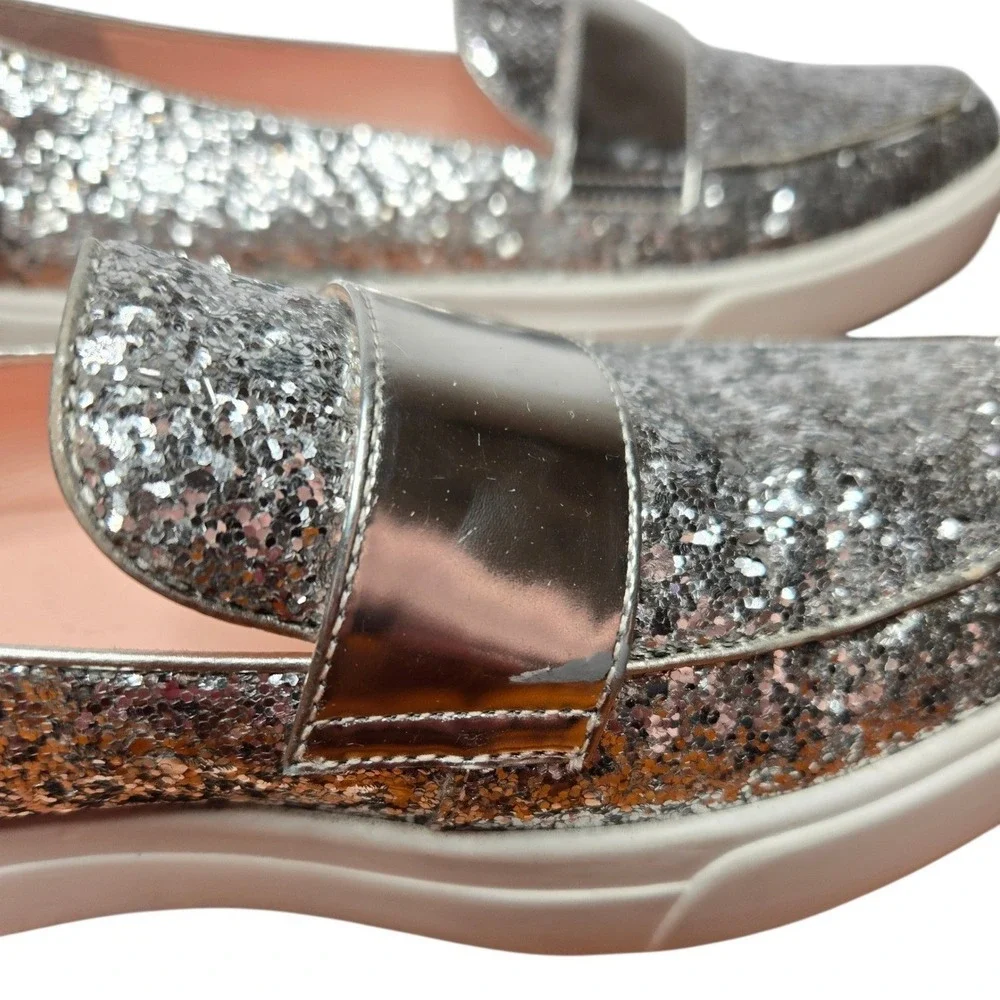 Kate Spade Clover Glitter Leather Slip-On Sneakers Silver Metallic Loafers 7.5